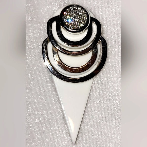 Source Unknown Jewelry - Vintage VTG Silvertone Circular Lucite Triangle Modernist Rhinestone Brooch /Pin
